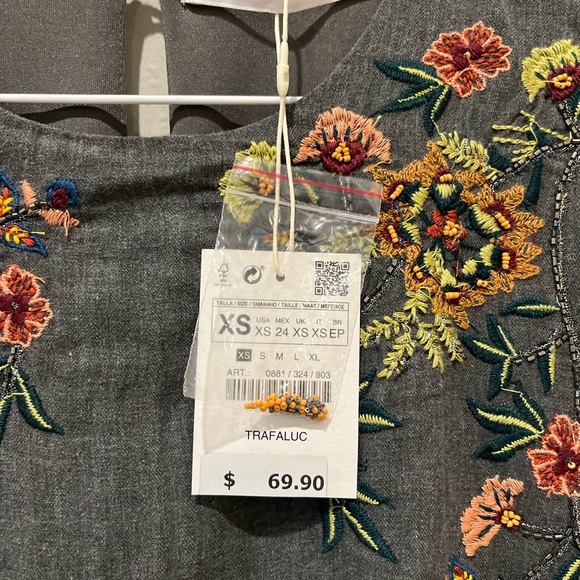 Zara Embroidered Mini Dress with ruffles and beads - Picture 7 of 13